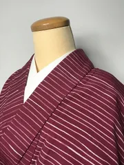 【中古】Mサイズ ウール 臙脂地に縞模様