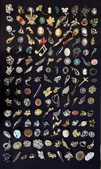 ブローチ　30個　まとめ売り　大量　クリスマスデザインなど　在庫処分 ブローチ 30個 まとめ売り 大量 クリスマスデザインなど 在庫処分