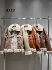 ムートンコート