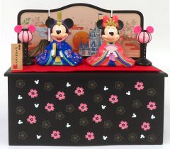 雛人形風ぬいぐるみセット、ダッフィー・シェリーメイ - メルカリ
