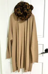 STEFANELキャメルベージュカーディガン