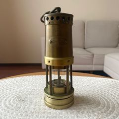 Item thumbnail for item 87a207b9-edf4-40ff-ad88-8b2da09eb537