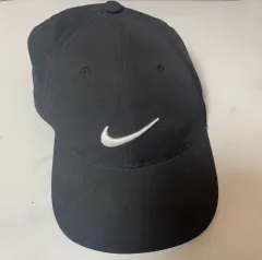 (ほぼ新品) NIKE 帽子
