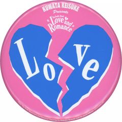 桑田佳祐 Love and Romance 缶バッジ 桑田佳祐 缶バッジ Love and Romance - メルカリ