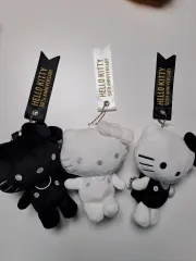 50周年ハローキティぬいぐるみキーホルダー