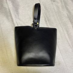 HashTug ハッシュタグ 巾着 レザー 革 - メルカリ