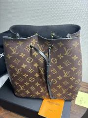 ルイヴィトン NEO（ネオ） ノエ モノグラム ショルダーバッグ