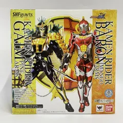 【中古】開封)バンダイ S.H.Figuarts 仮面ライダー鎧武 パインアームズ＆仮面ライダーバロン マンゴーアームズ セット[79]