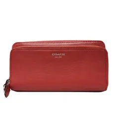 COACH(コーチ) 財布 - レッド ラウンドファスナー レザー