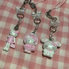 ハローキティ キーホルダー ロング足 うさぎ 目