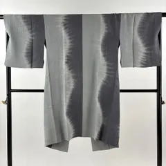 【美品】 道中着 身丈111cm 裄丈69cm L 和装コート ぼかし柄 絞り 灰緑 正絹 逸品 【中古】