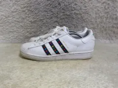 285 アディダス SUPERSTAR 白 MULTI スニーカー 中古 靴