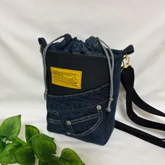 ハンドメイド デニムリメイク 巾着付きショルダーバッグ 斜め掛け デニム×レザー 500mlペットボトル対応