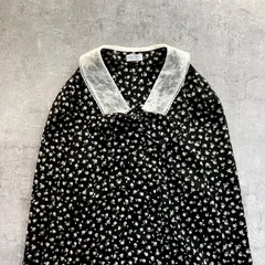 昭和レトロ レース襟付き 小花柄 ブラック ロングワンピース 長袖フリーサイズ