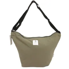 ルコックスポルティフ le coq sportif タグ付き ナイロン ショルダーバッグ 36216-021 カーキ