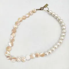 petite robe noire KURASHI&Trips PUBLISHING コットンパール＆マーブルシェル ネックレス ベージュ レディース プティローブノアー【中古】6-0110G∞