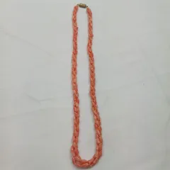 【中古美品】天然桃色珊瑚　３連ネックレス　全長58ｃｍ　重量43ｇ　本物保証　(つ)