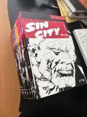 シンシティ 漫画 全巻 グラフィックノーブル