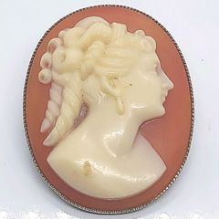 カメオ ブローチ 貴婦人の横顔 ヴィンテージ レディース アクセサリー