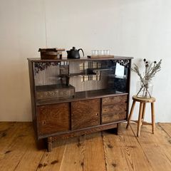 昭和レトロ ミッドセンチュリー 古家具 飾り棚 サイドボード 装飾ガラス戸 昭和レトロ ミッドセンチュリー 古家具 飾り棚 サイドボード 装飾