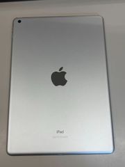 極美品 電池89％Apple iPad (第8世代) 32GB シルバー ジャンク品
