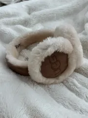 正規品)アグ イヤーマフ チェスナット