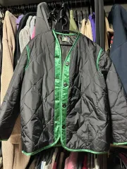 ブラック キルティングジャケット アウター