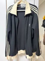 アディダス ワッフル ベッケンバウアー トラックジャージ ジップアップ 出品 (XL)