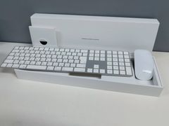 Magic keyboard テンキー+ Magic mouse 充電タイプ純正 - メルカリ