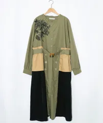 イズスカラー　isscolar  561201：花刺繍トレンチコート風 異素材切替ワンピース