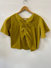 a799⚫︎earth music&ecology⚫︎アースミュージックアンドエコロジー⚫︎バックツイストギャザー⚫︎ブラウス⚫︎シャツ⚫︎sizeF⚫︎マスタード