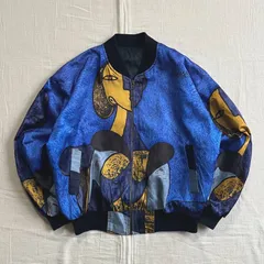 90s　vintage　ヴィンテージ古着　ピカソ　全面アートモチーフ　総柄　絵画　芸術　フルジップアップ　短丈ブルゾン　短丈ボンバージャケット　MA-1　シルク調　てろてろ生地　袖裾リブ　一点物　PICASSO art design bomber jacket