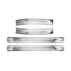 【送料無料！】2020-2021年モデル 豊田ヤリスクロス専用 内蔵ドアステップ・ドアガード【シルバータイタンドラスト】踏み板防刮・耐磨装飾