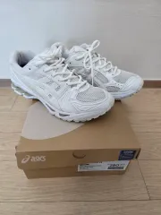 限定モデル＋半額割引) asics ゲル カヤノ 14 白