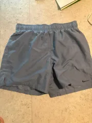 ナイキ スイムショーツ