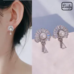 ピアス レディース 上品 シルバー ジルコニア パール 大人可愛い バレンタイン プレゼント ギフト 卒業式 入学式 新生活 普段使い お出かけ 冠婚葬祭 4月誕生石 ダイヤモンド 揺れる ビジュー フェミニン エレガント 清楚 程よい存在感 結婚式