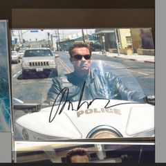 キーラ・ナイトレイ サイン入り - メルカリ