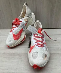 N23★【NIKE】ナイキCV0697-100 28cm  スニーカーのサムネイル