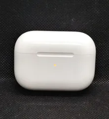 エアポッズプロ第1世代•A2190充電ケースのみ①