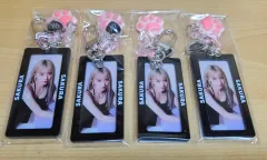 ルナ さくら キーホルダー 未使用 4個 まとめ 出品