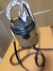 ルイヴィトン カンヌ モノグラム リバース カンヌ トゥー トート ショルダーバッグ + ハンドル スカーフ