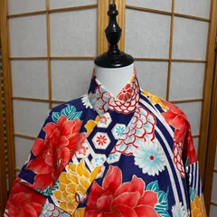 着物　身丈163cm　ポリエステル　青　紺　ピンク　オレンジ　小紋　花柄　ストライプ　レディース　モダン　洗える着物