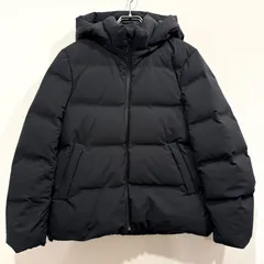 ユニクロ シームレスダウンパーカ ダウンジャケット ブラック サイズM【送料込み】