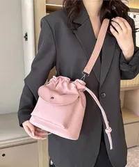 【４色】ショルダーバッグ 巾着バッグ レディース 可愛い 2way★バケットバッグ 斜め掛け 肩掛け