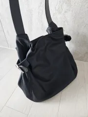 韓国ブランド LOEUVRE（ロエブル） のショルダーバッグ牛革製 韓国ブランド LOEUVRE（ロエブル） のショルダーバッグ牛革製 LOEUVRE