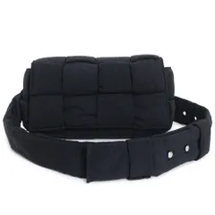 ボッテガヴェネタ 679763 マキシイントレチャート パデッド テック カセット ポリアミド ブラック 2WAY ウエストポーチ ショルダー ボディバッグ 斜め掛け マットシルバー金具 BOTTEGA VENETA（未使用　展示品）