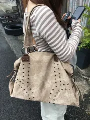 スタッズ装飾 キャンバス ショルダーバッグ