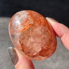 カーネリアン（紅玉髄） アゲート 変形エッグストーン 台座付き 812g