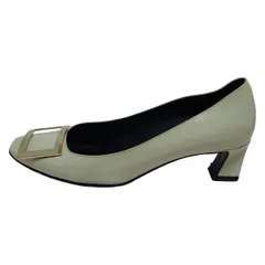 2026年最新】ROGER VIVIER パンプスの人気アイテム - メルカリ