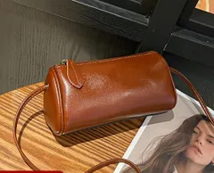 ショルダーバッグ レディース 本革 シンプル 高級感 新作 トレンド コンパクト